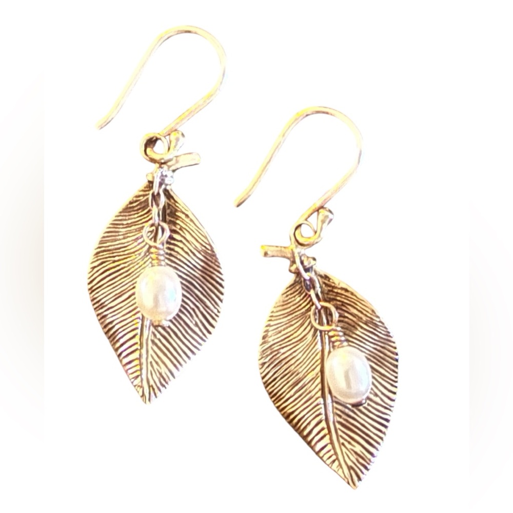 Silpada Earrings W1907 Sterling Silver leaf & dangle Pearl Earrings